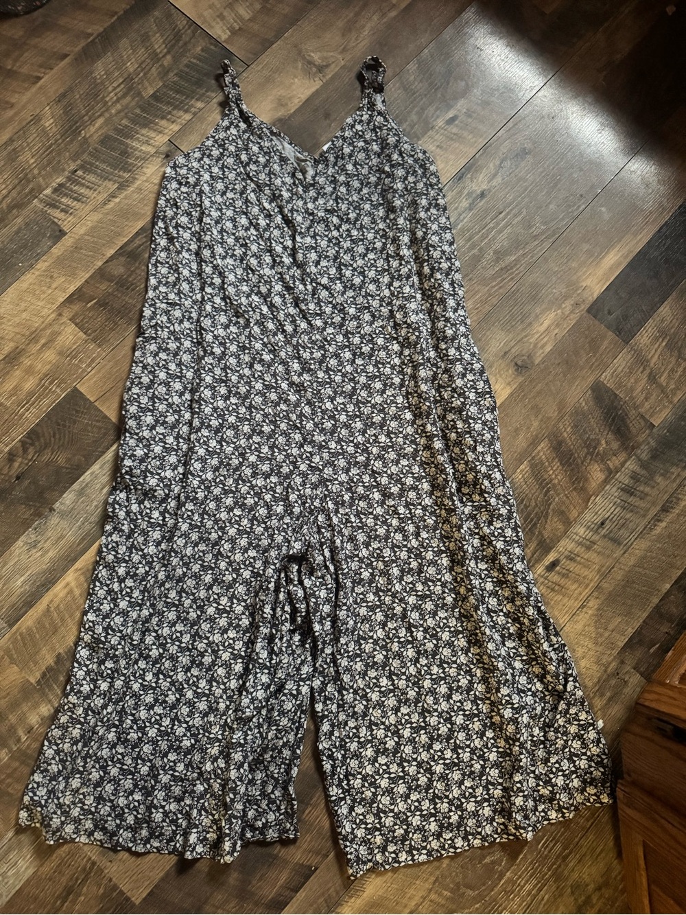 GAP Black and White Floral Wide-Leg Jumpsuit